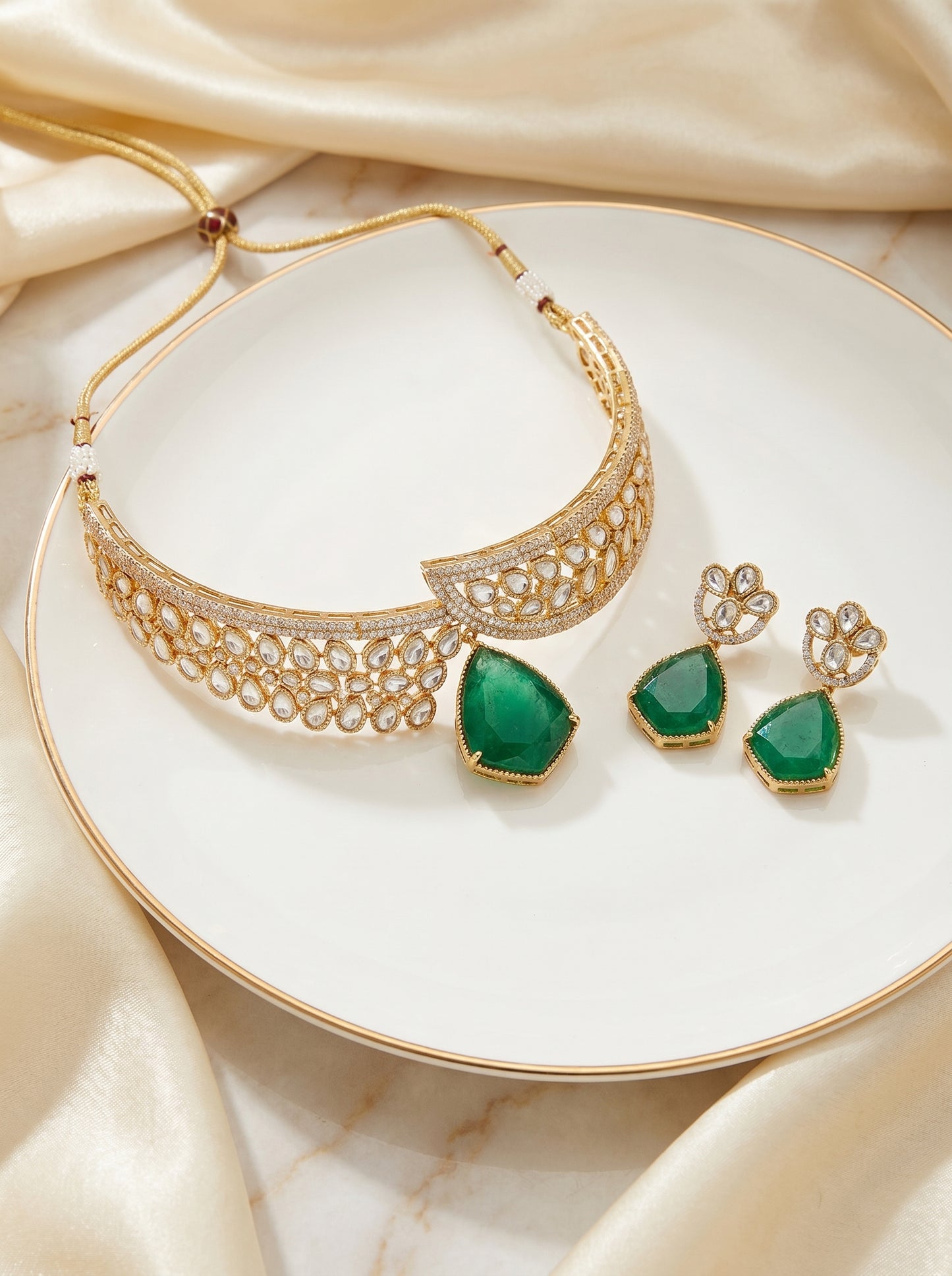 Royal Emerald Choker Set